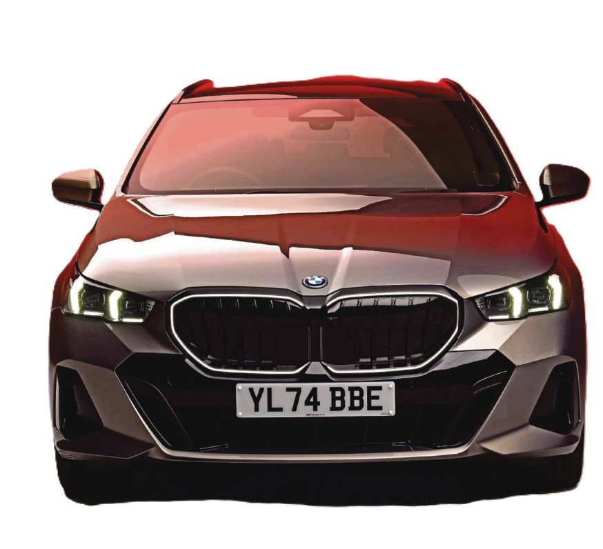 PREMIUM HYBRID CAR OF THE YEAR BMW 530e